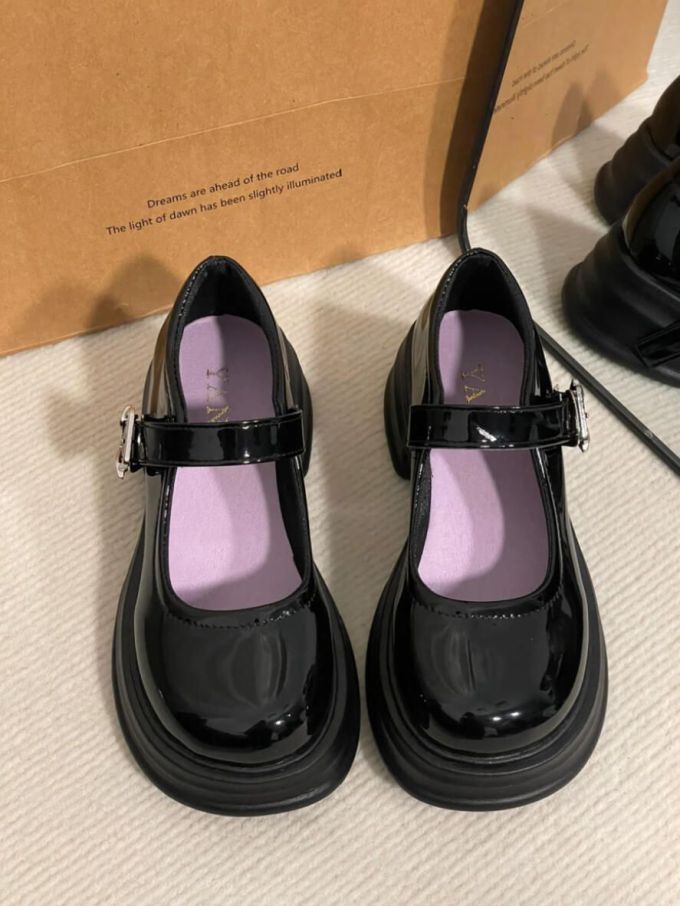 圆头 袢扣 中口鞋 皮革 