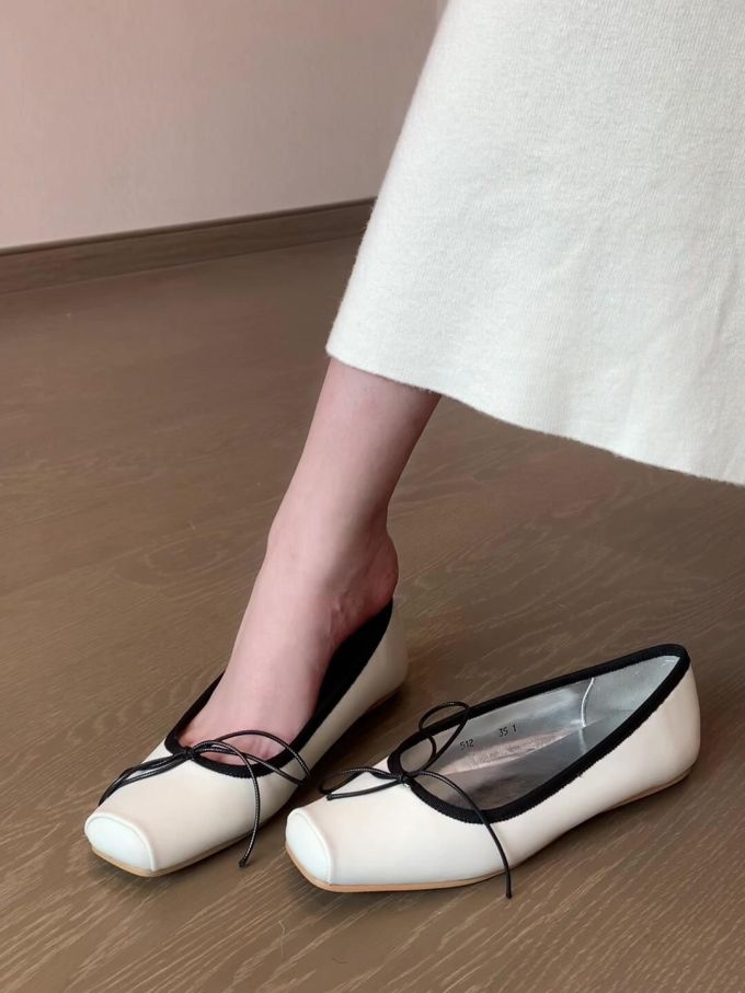 皮革 
