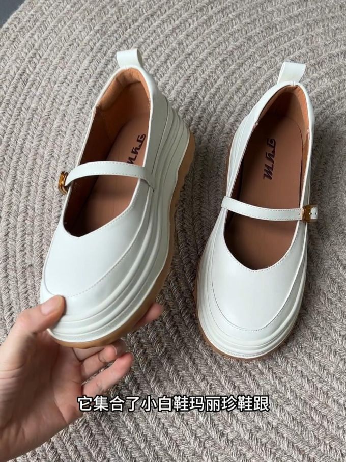 圆头 袢扣 中口鞋 皮革 