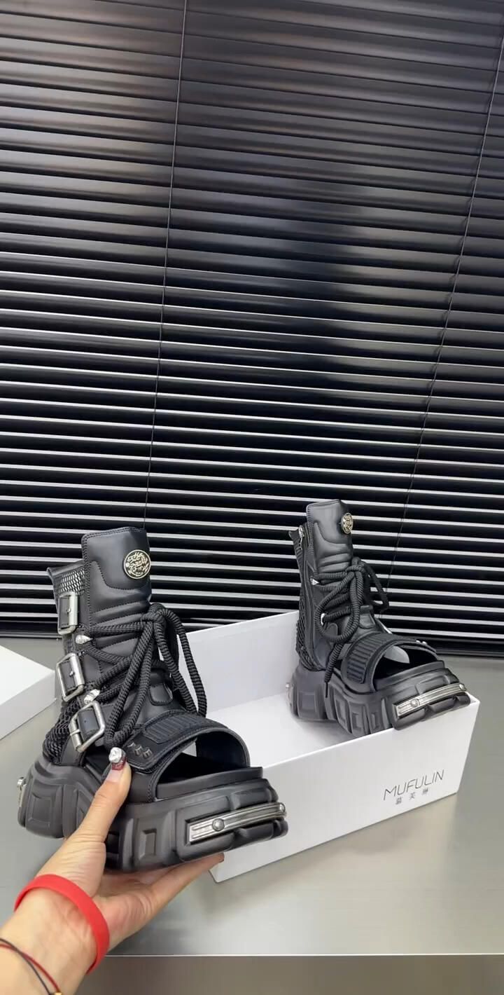  - VALI鞋履AI设计主图