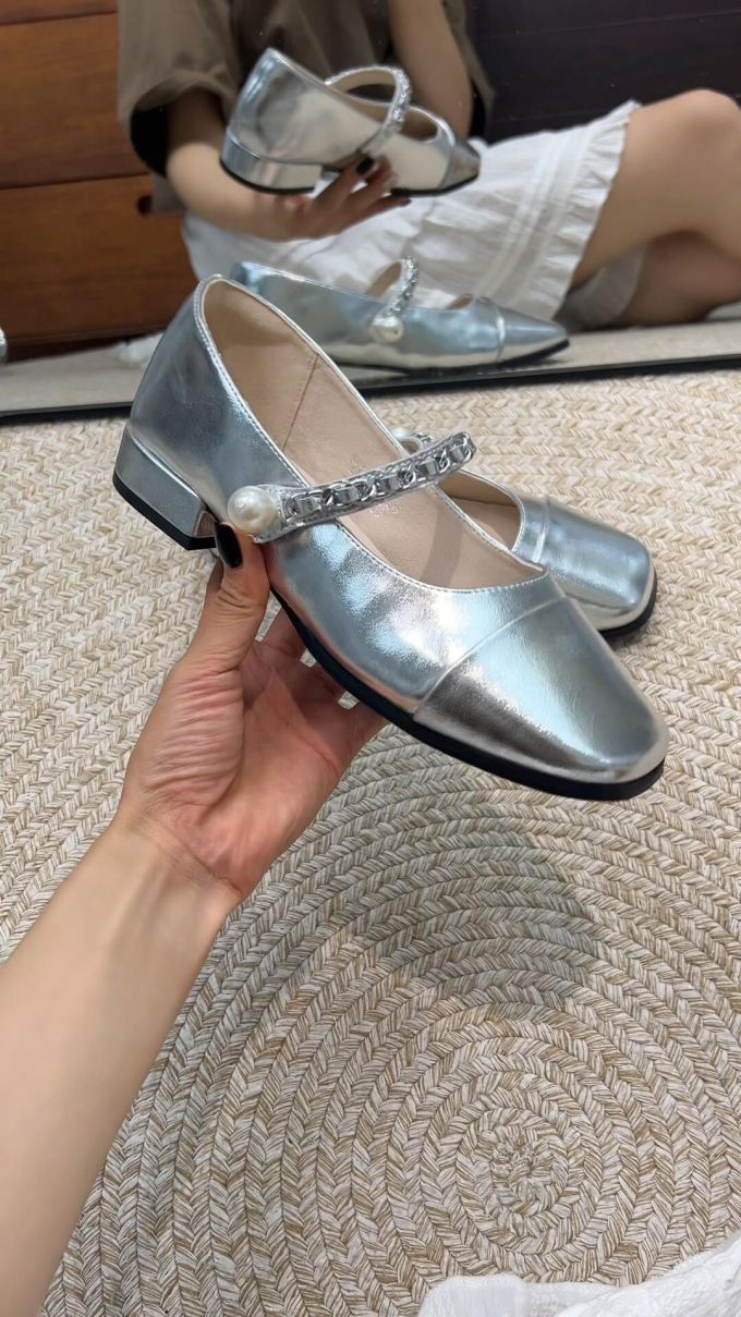 圆头 中口鞋 皮革 