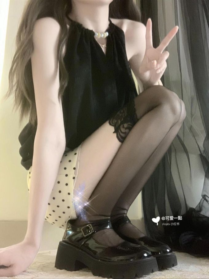 雪纺 V领 无袖 松香色