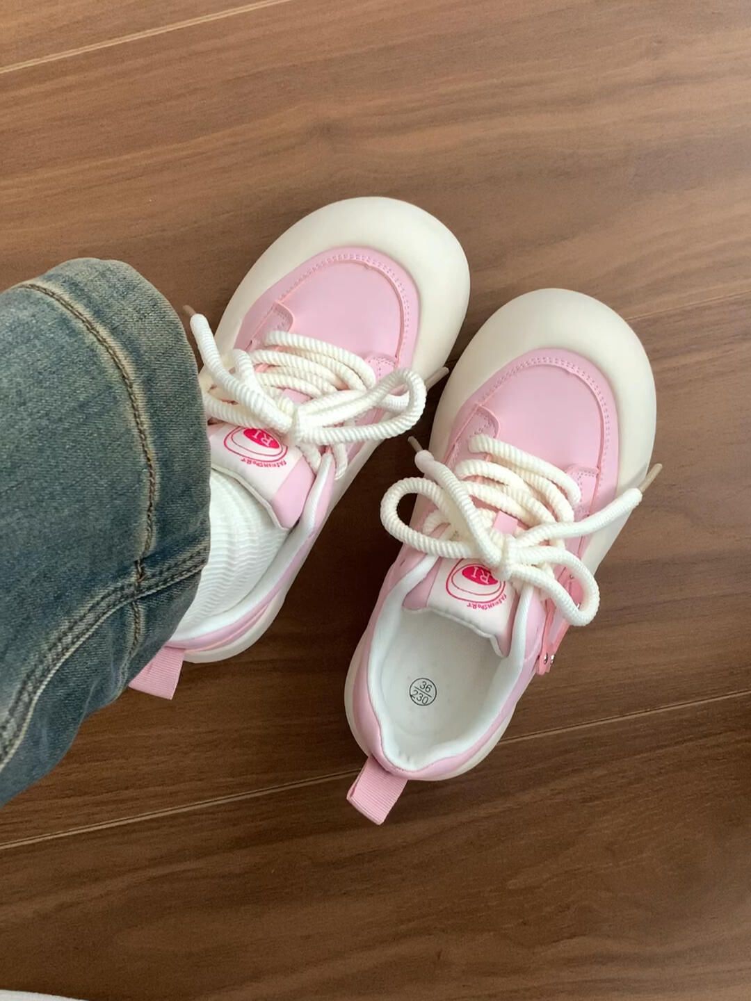 系带 皮革  - VALI鞋履AI设计主图