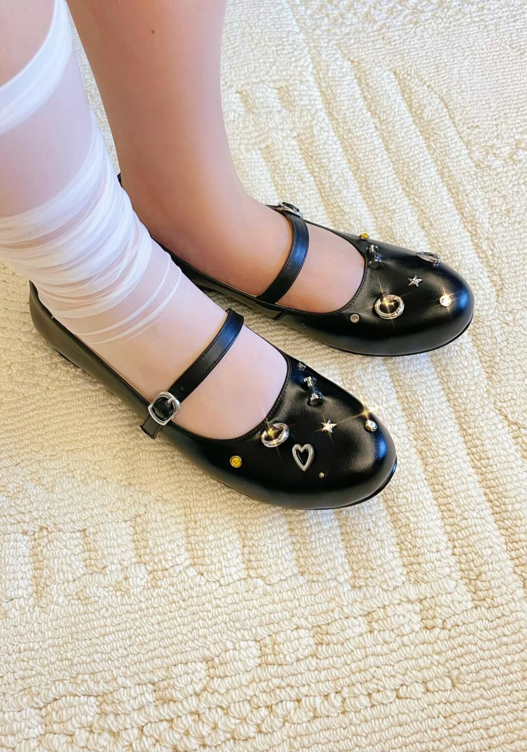 圆头 袢扣 中口鞋 皮革  - VALI鞋履AI设计主图