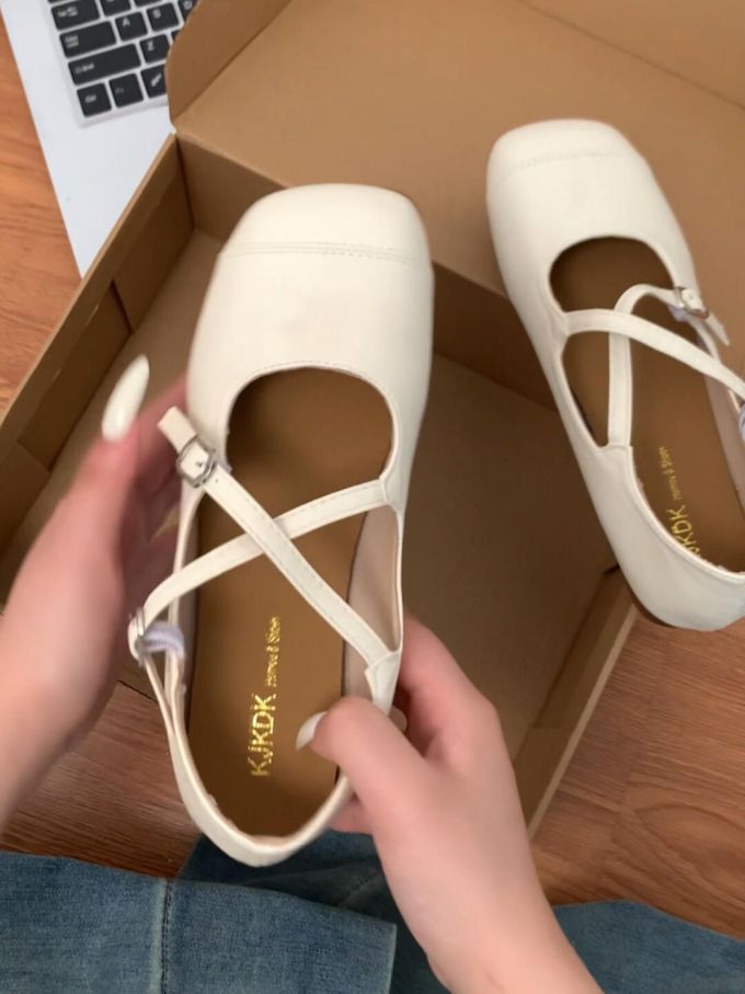 方头 袢扣 中口鞋 皮革 