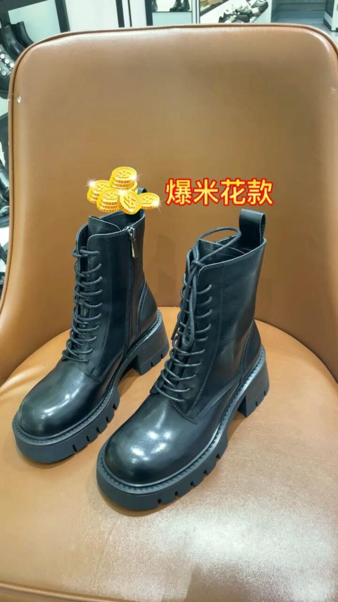圆头 系带 皮革