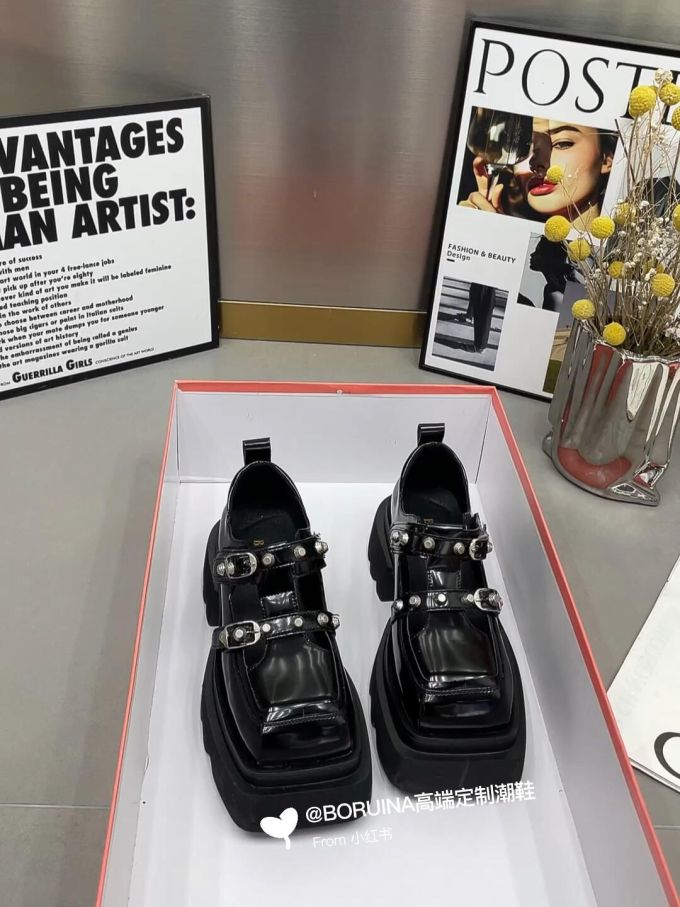 方头 低帮 深口鞋 皮革 