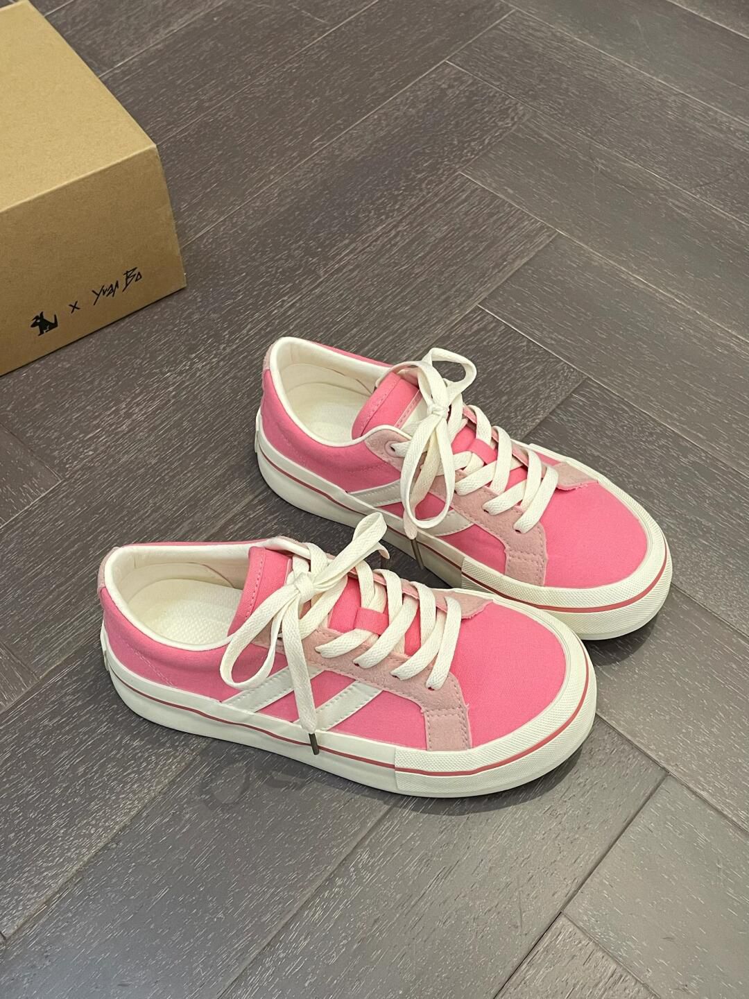 低帮 系带 布面  - VALI鞋履AI设计主图