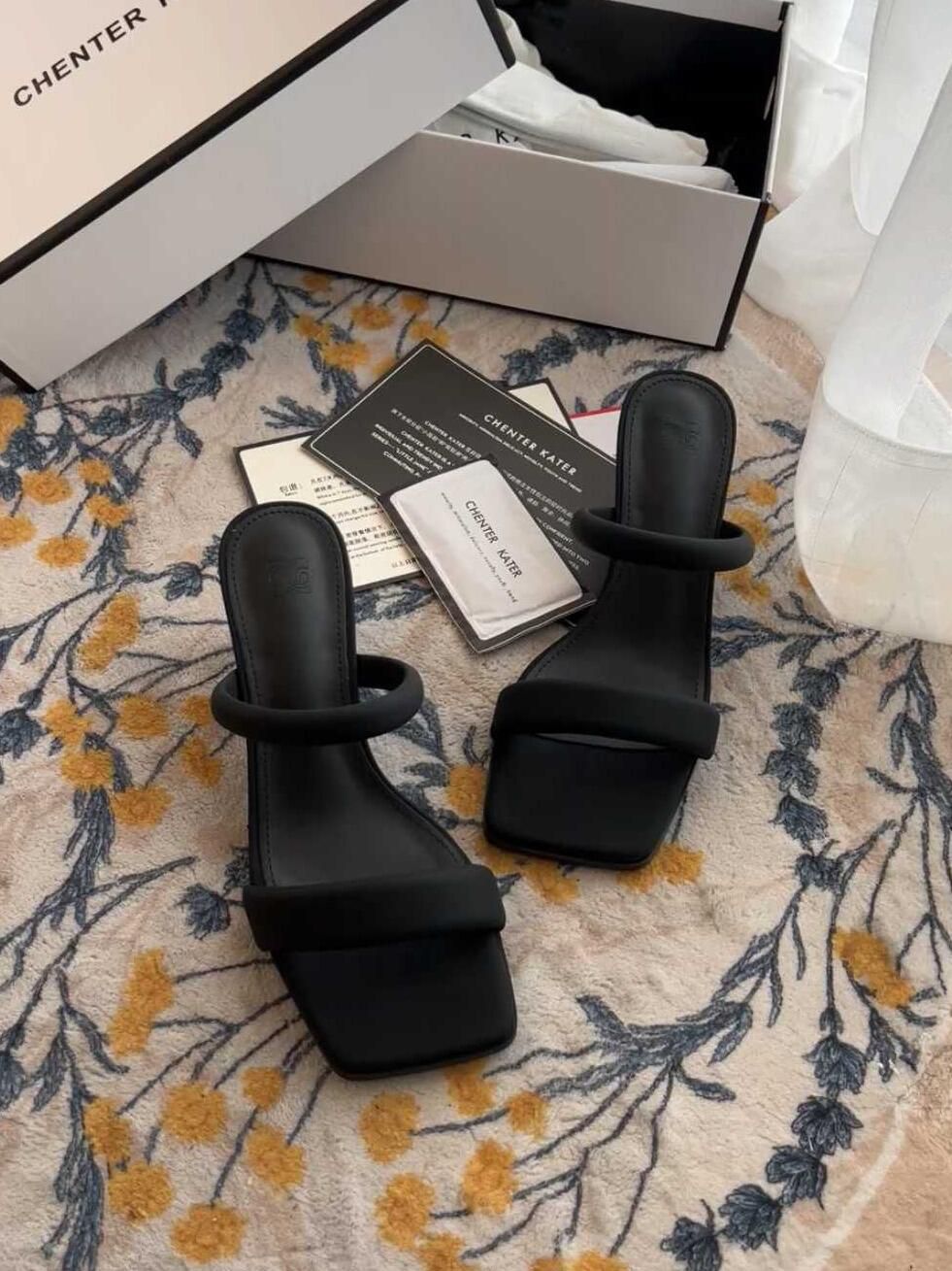 无帮 皮革  - VALI鞋履AI设计主图