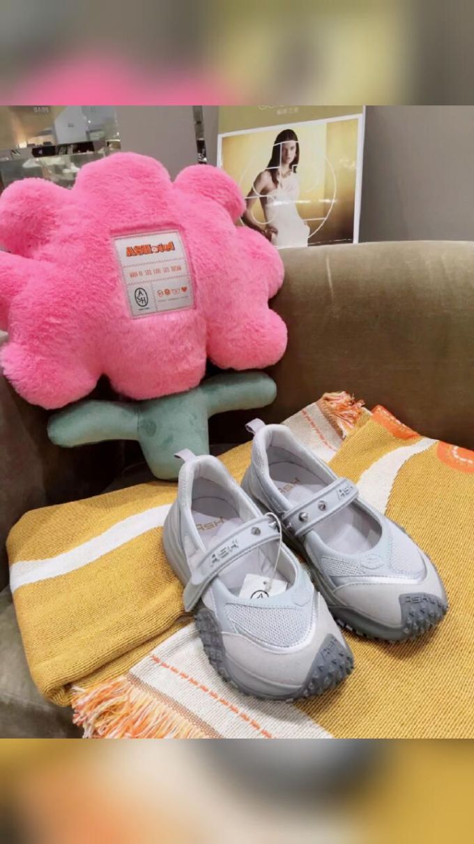圆头 低帮 中口鞋 