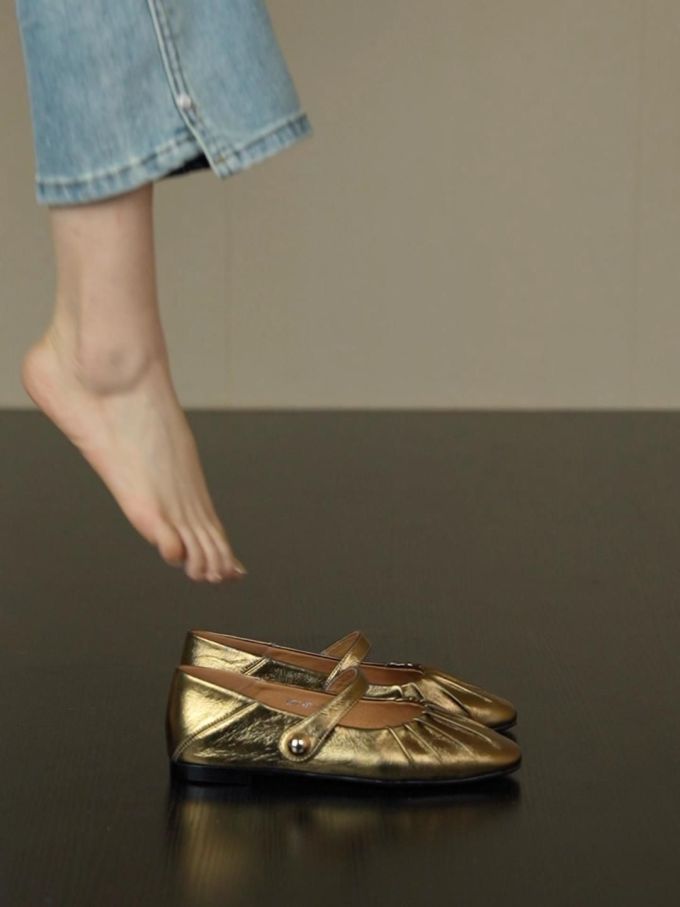 平底 袢扣 中口鞋 皮革 