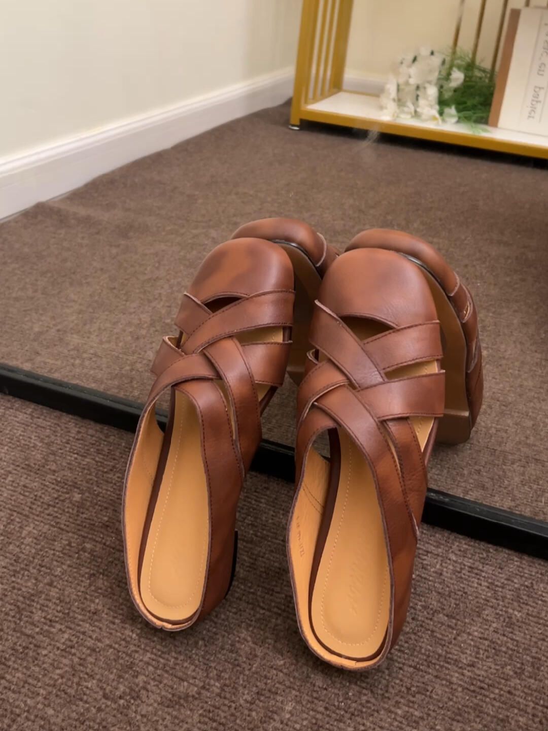 无帮 皮革  - VALI鞋履AI设计主图