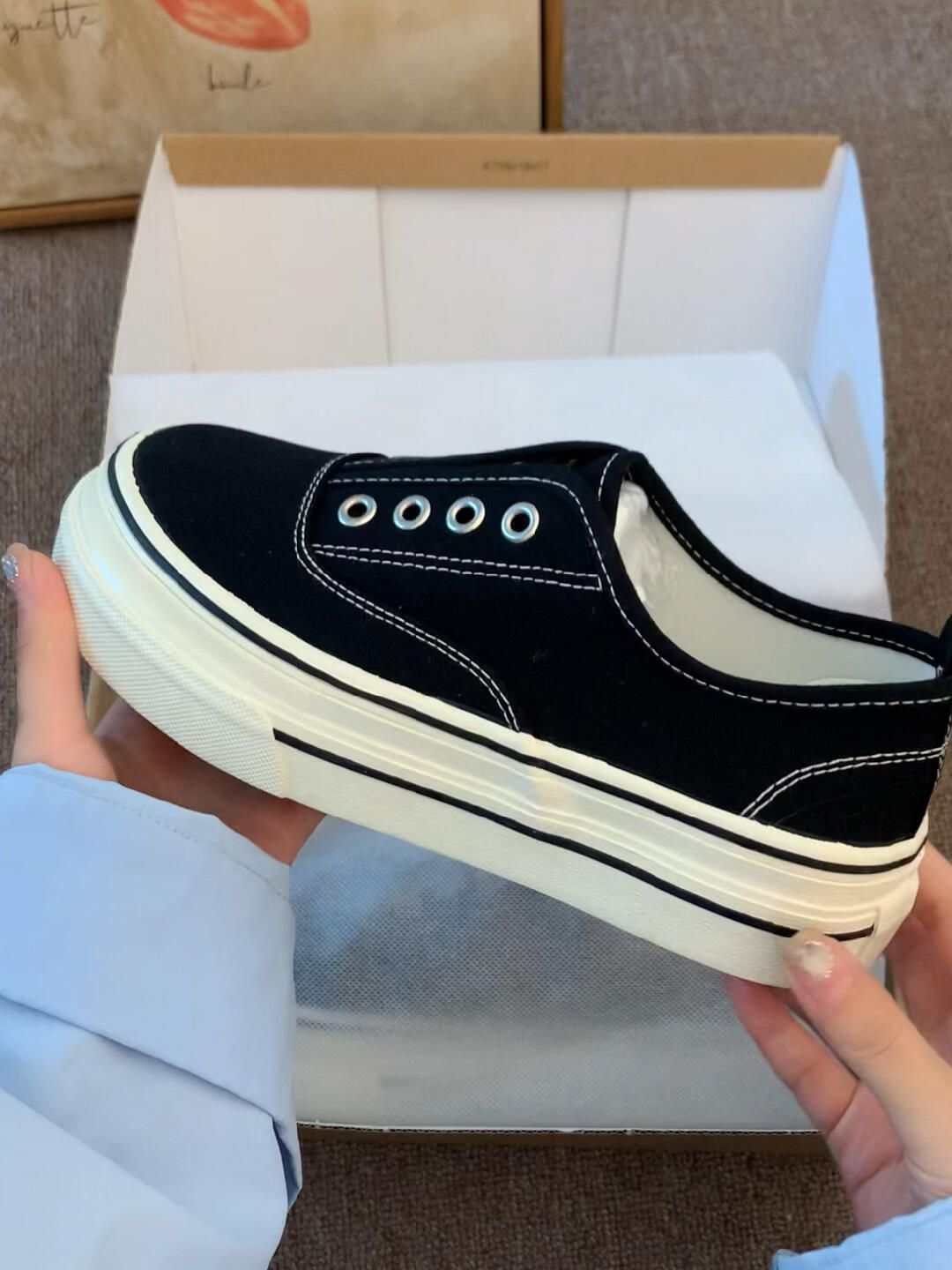 低帮 布面  - VALI鞋履AI设计主图