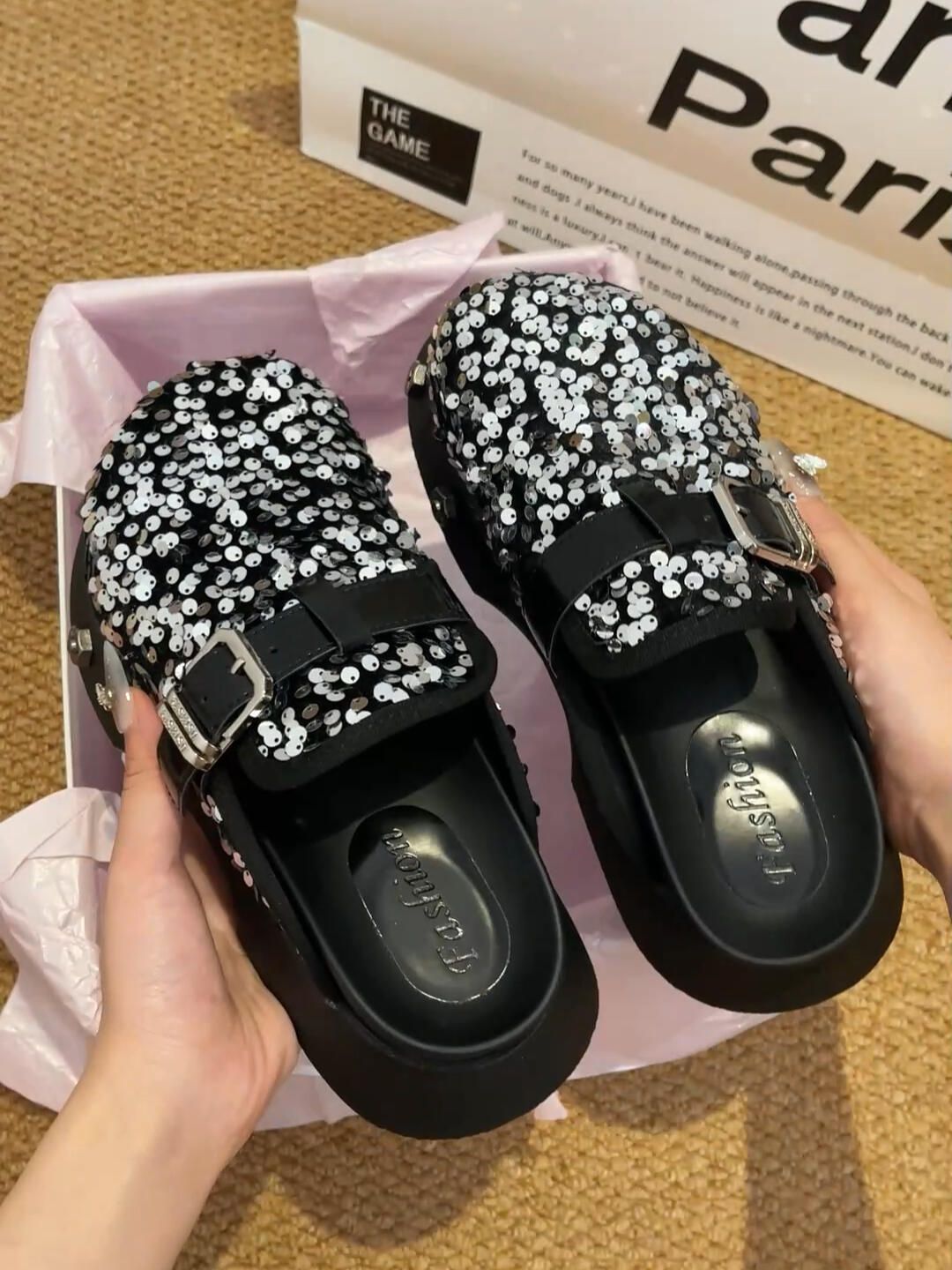 圆头 低帮 一脚蹬 袢扣 深口鞋  - VALI鞋履AI设计主图