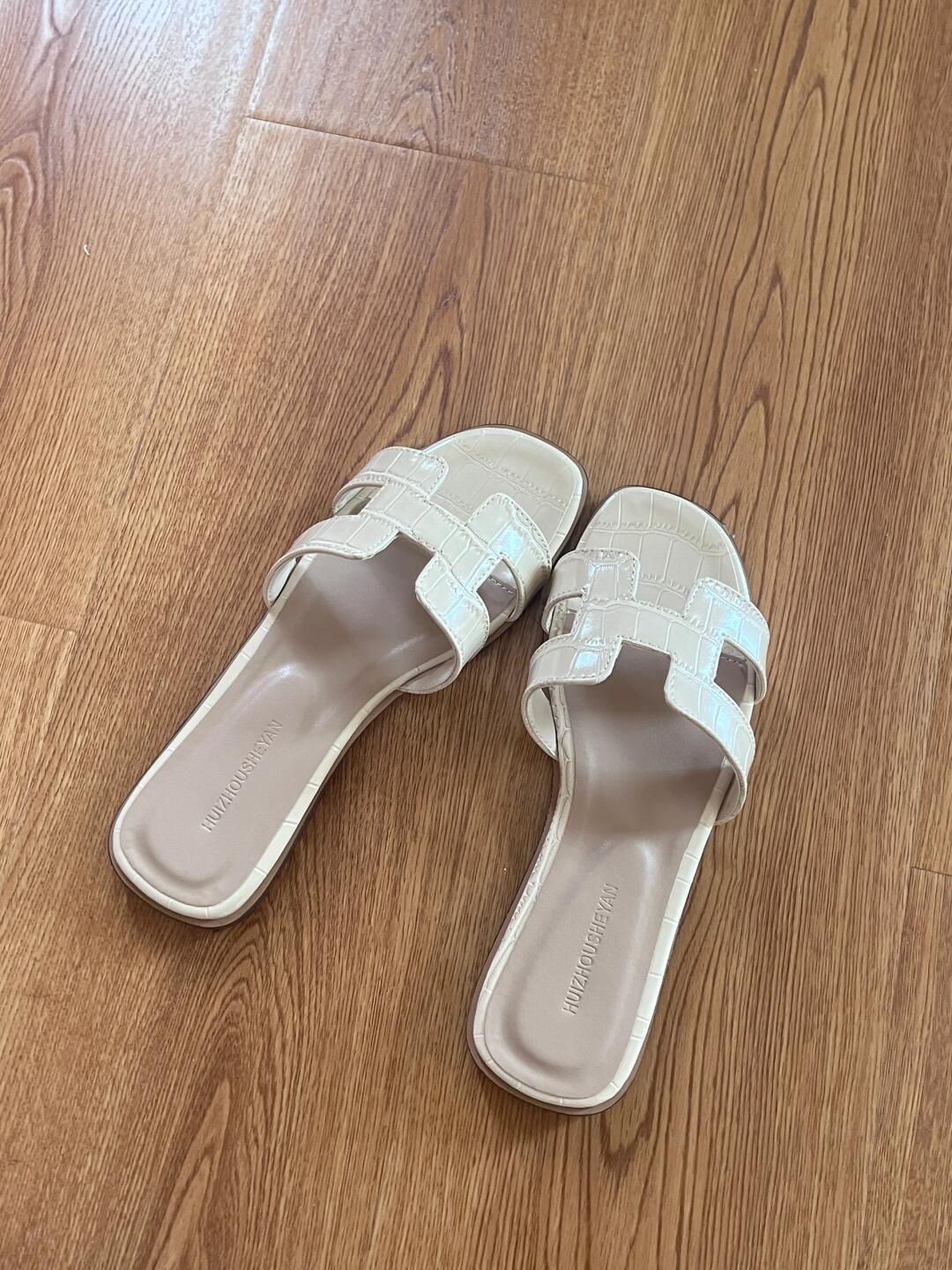 无帮  - VALI鞋履AI设计主图