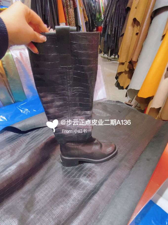 圆头 皮革 