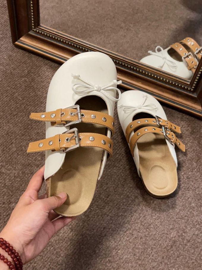 圆头 袢扣 浅口鞋 皮革 