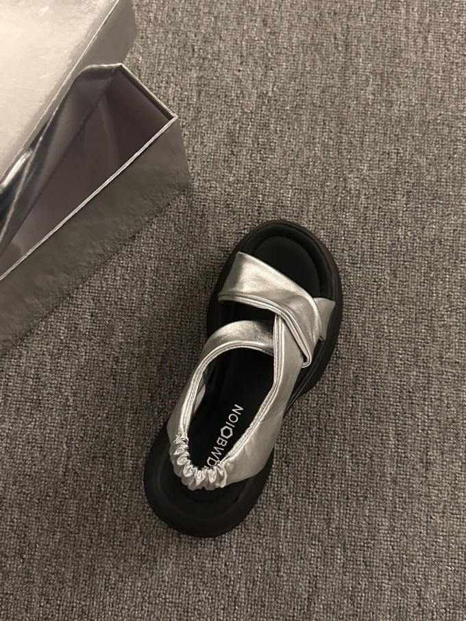 圆头 魔术贴 中口鞋 