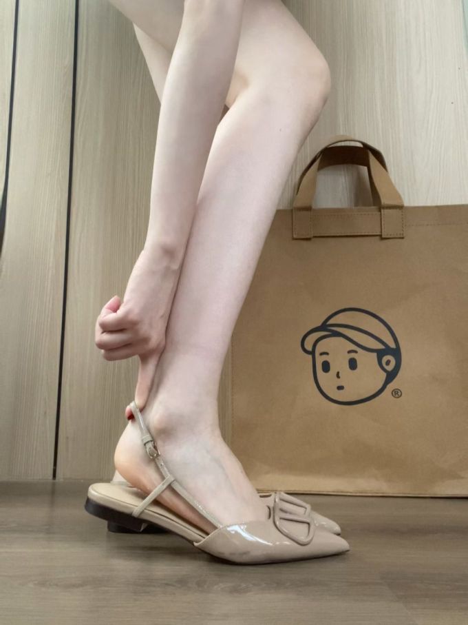 无帮 袢扣 皮革