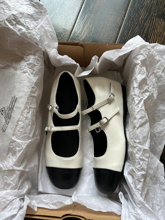 方头 袢扣 中口鞋 皮革 