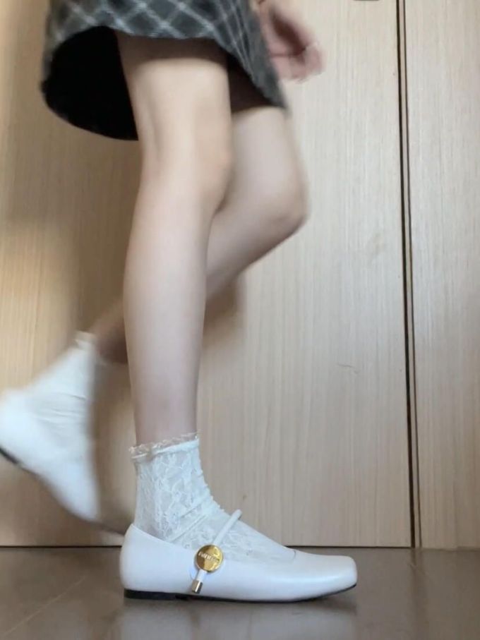 平底 袢扣 浅口鞋 皮革 