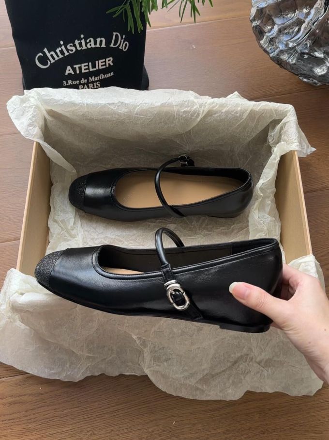 袢扣 中口鞋 皮革 