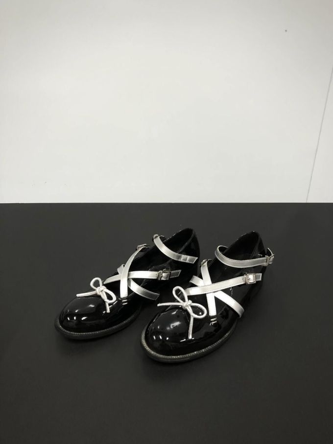 圆头 袢扣 中口鞋 皮革