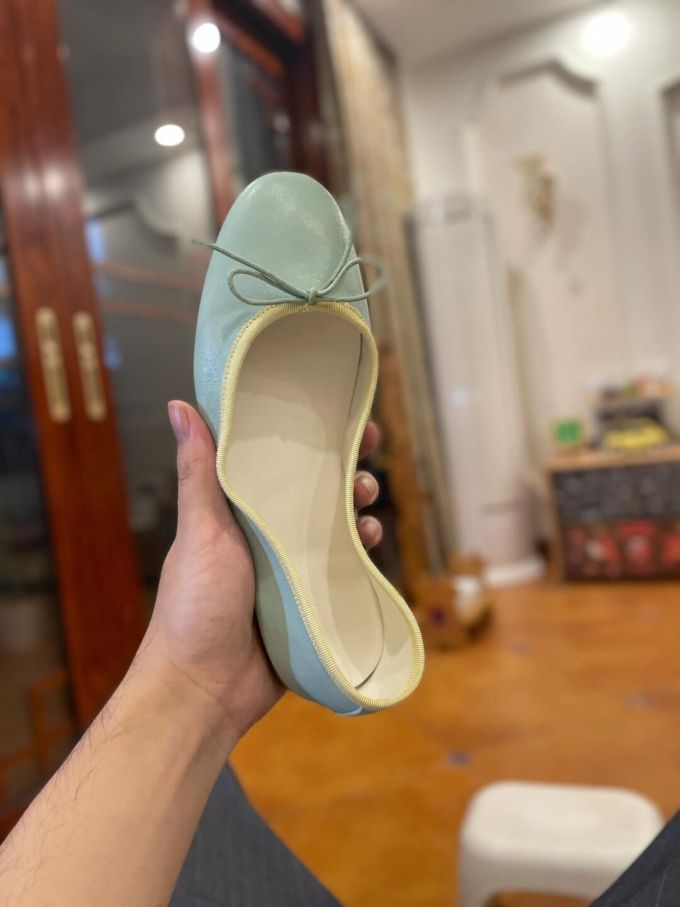 圆头 低帮 一脚蹬 中口鞋 皮革 