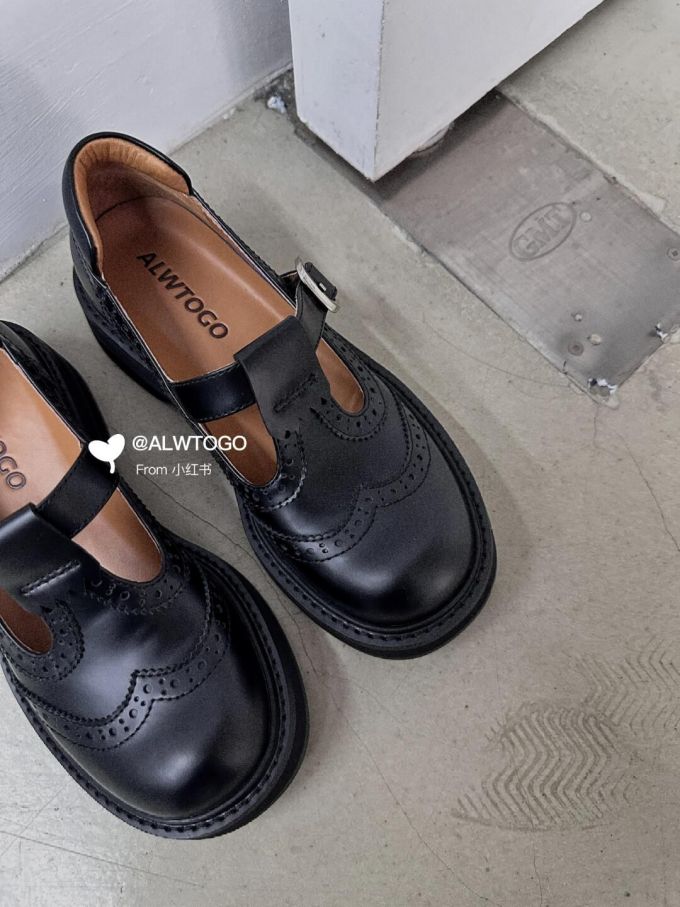 圆头 袢扣 中口鞋 皮革 