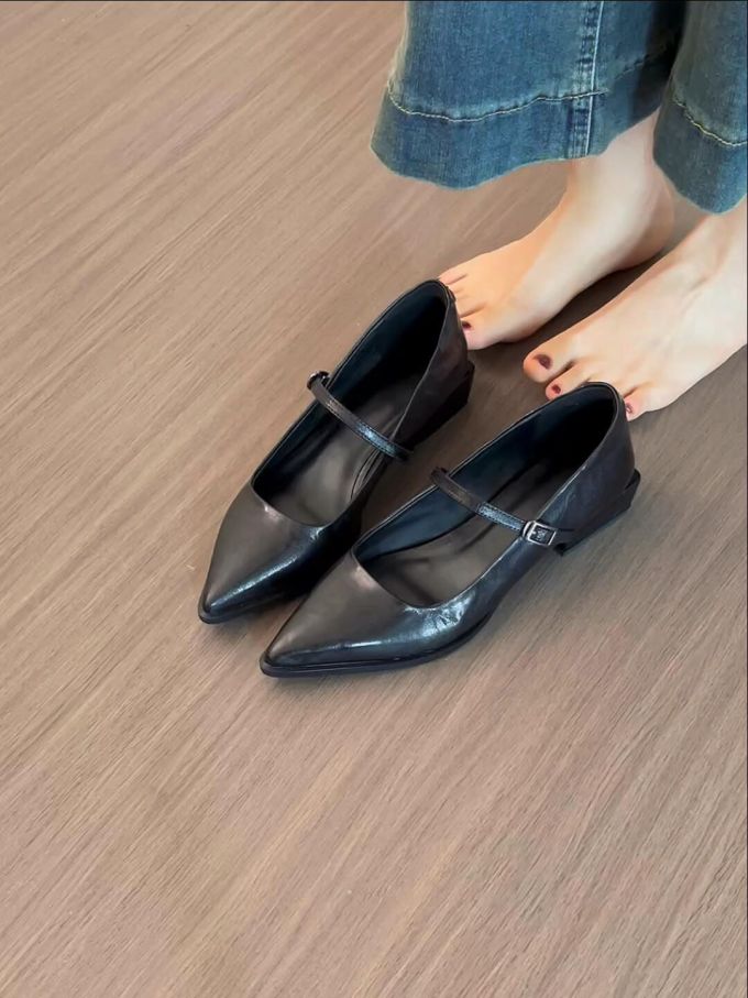 尖头 袢扣 中口鞋 皮革 