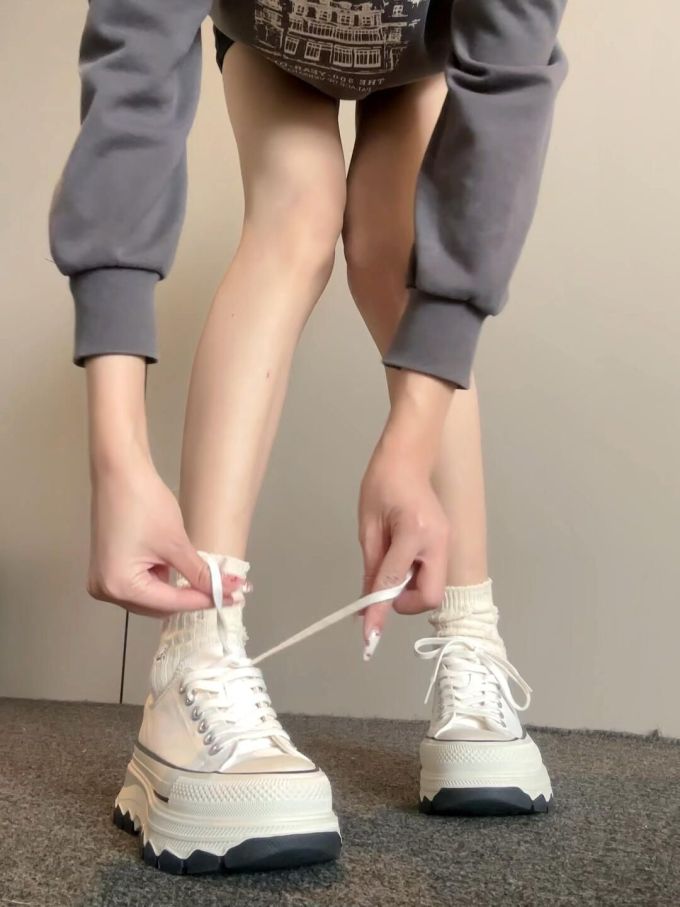 高帮 系带 布面