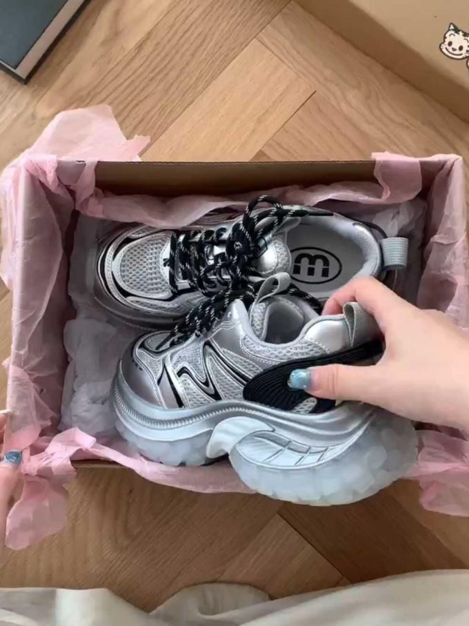 低帮 系带