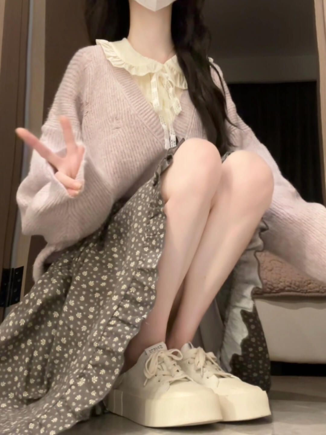 毛纺 抽褶 林烟色 灰棕色 咖啡酒色 暗土褐色 甜妹风 甜美  - VALI鞋履AI设计主图