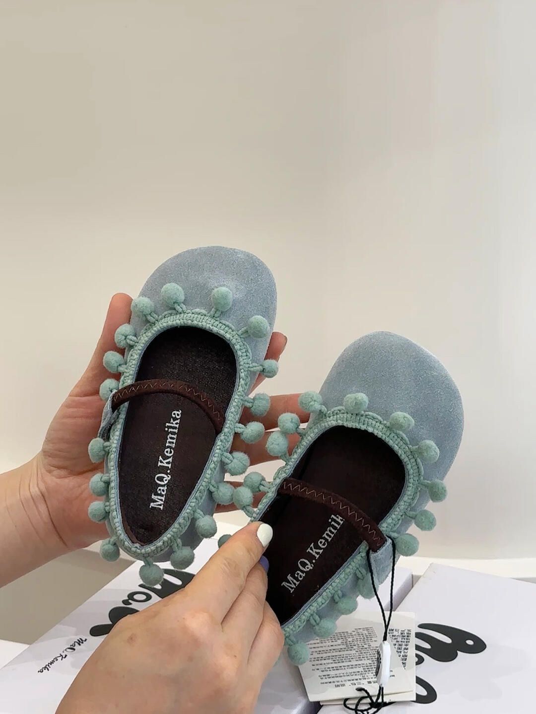 圆头 浅口鞋 皮革  - VALI鞋履AI设计主图