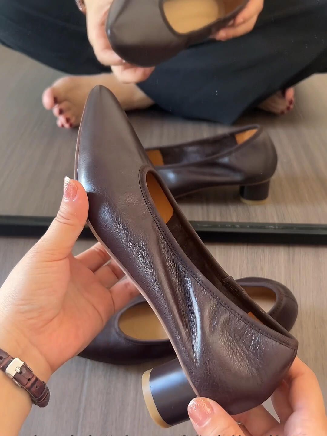 尖头 低帮 一脚蹬 浅口鞋 皮革  - VALI鞋履AI设计主图