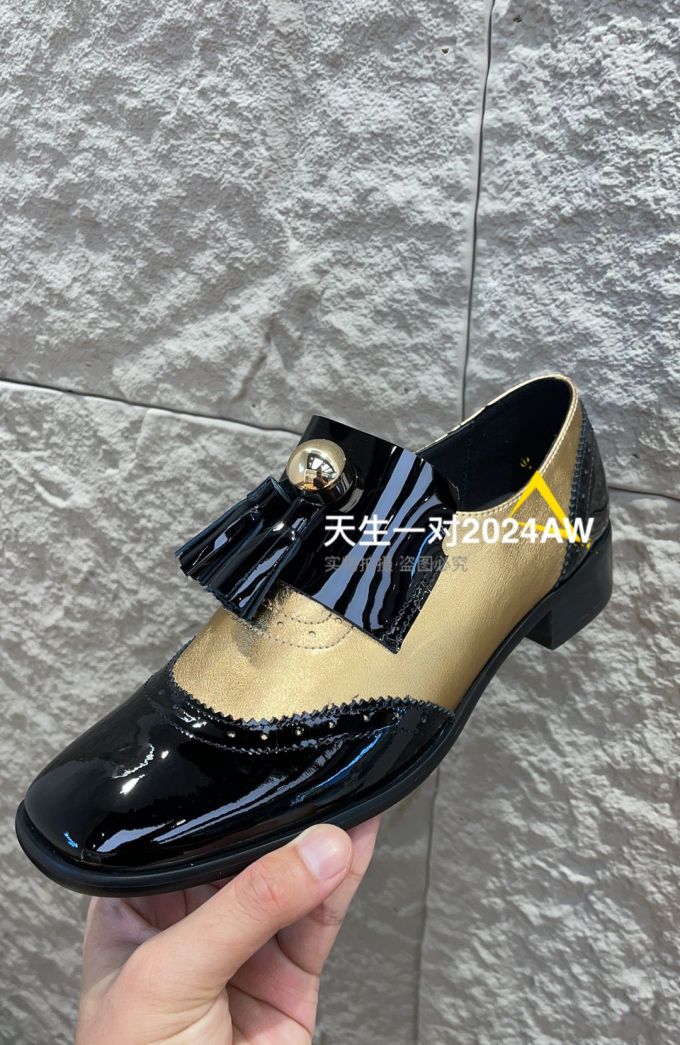 圆头 深口鞋 皮革 