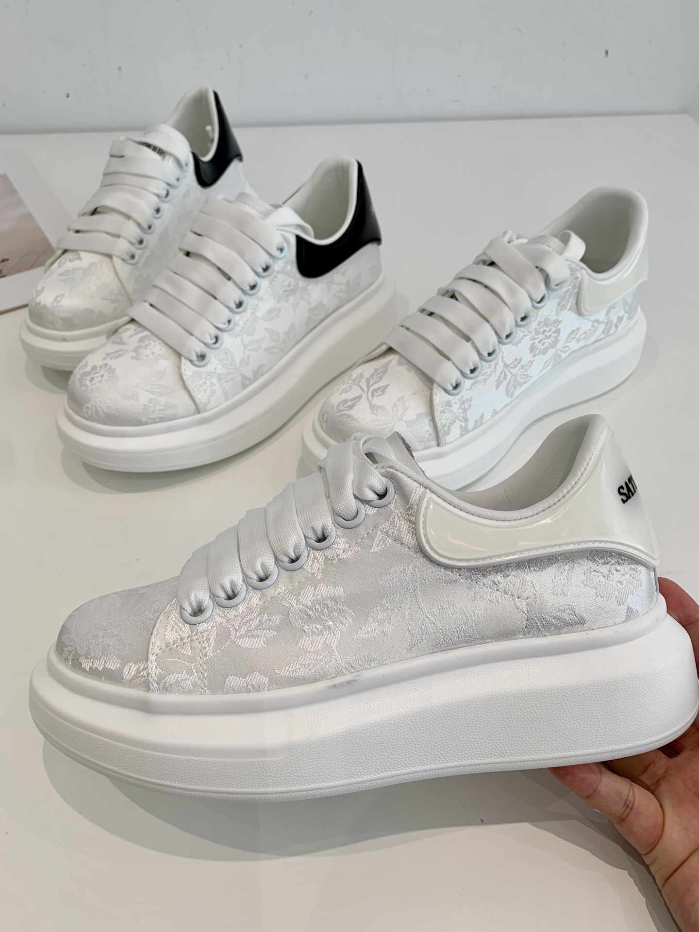 低帮 系带  - VALI鞋履AI设计主图