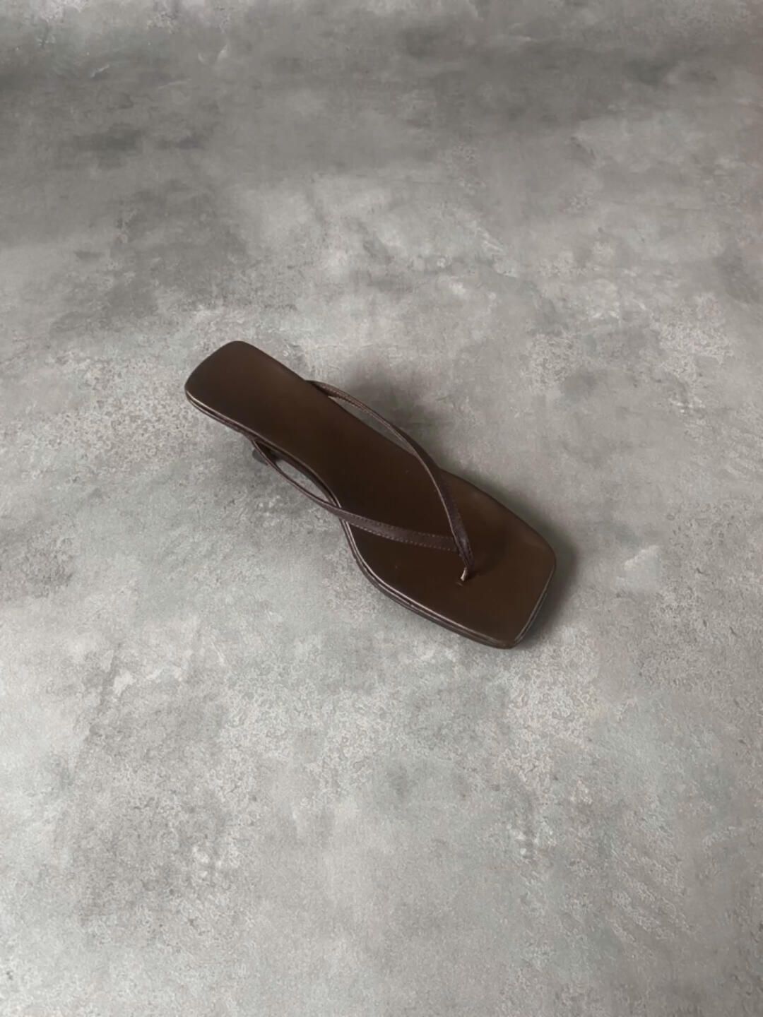 无帮 皮革  - VALI鞋履AI设计主图