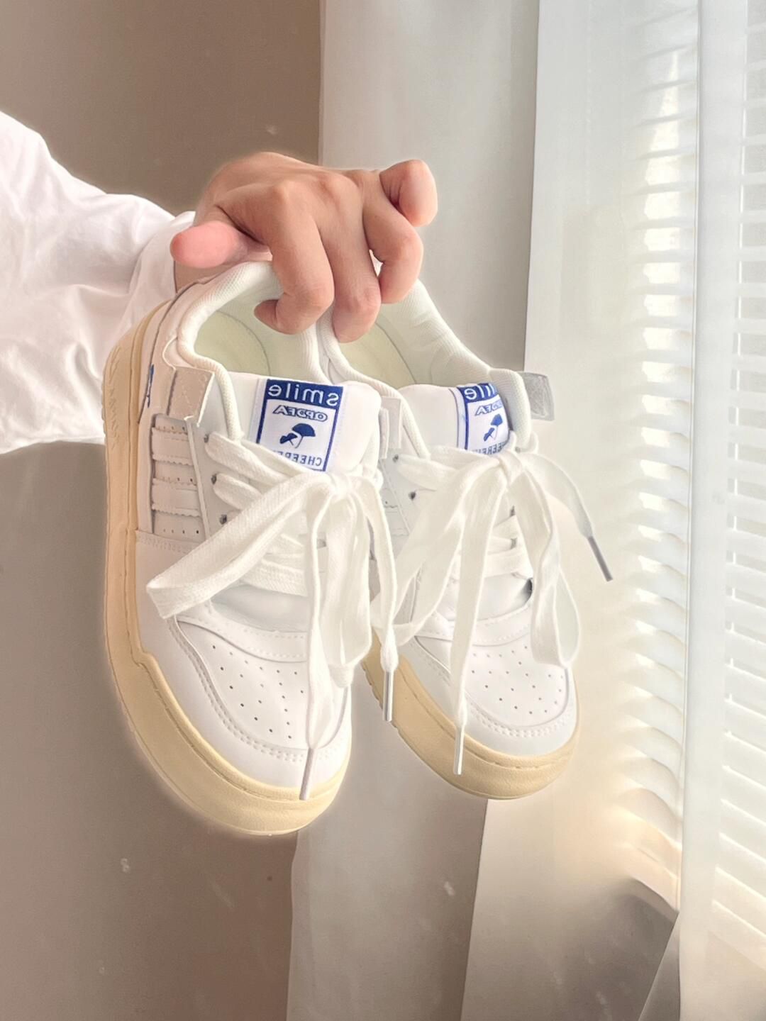 低帮 魔术贴 皮革  - VALI鞋履AI设计主图