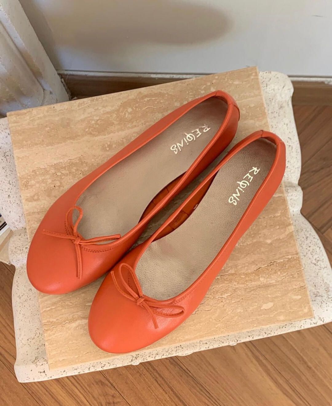 圆头 一脚蹬 浅口鞋 皮革  - VALI鞋履AI设计主图