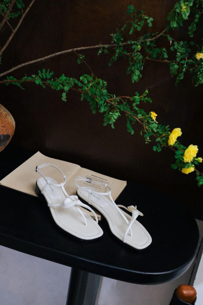 无帮 袢扣 皮革 