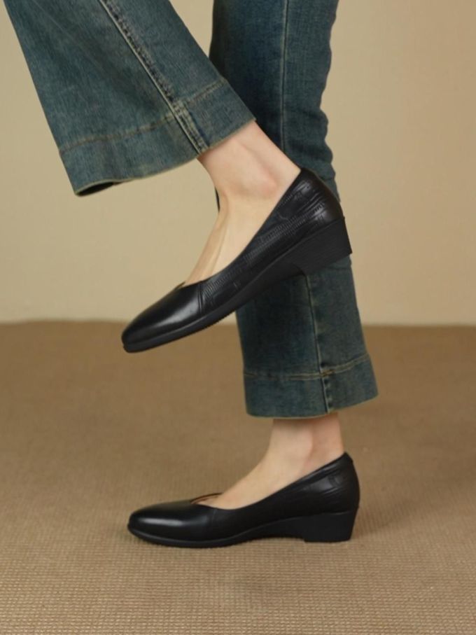 低跟 粗跟 低帮 中口鞋 皮革 
