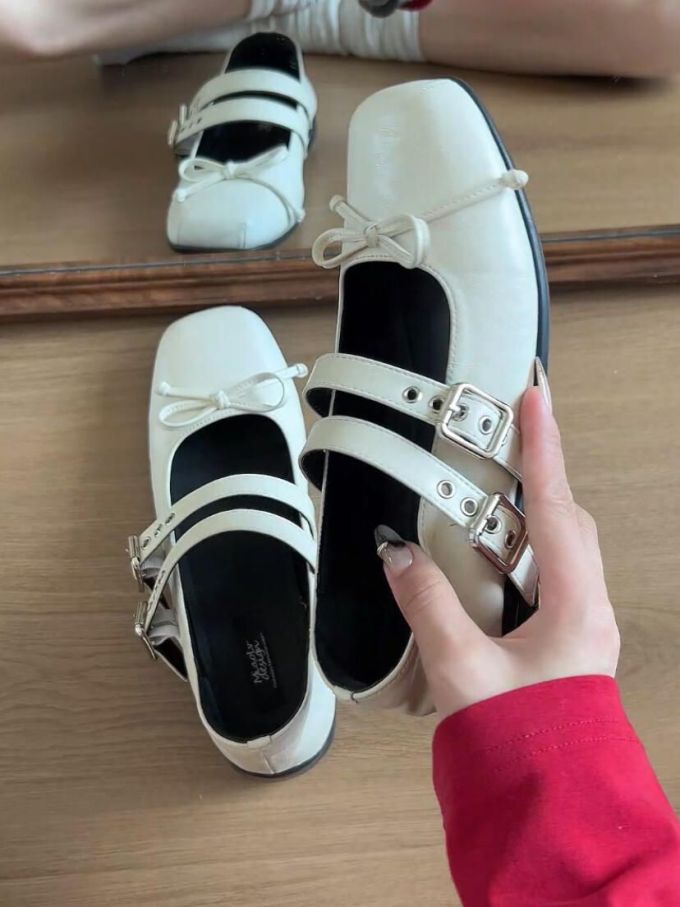 方头 袢扣 中口鞋 皮革 