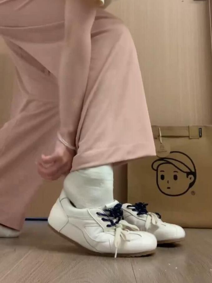 异形头-分趾 低帮 深口鞋 皮革 