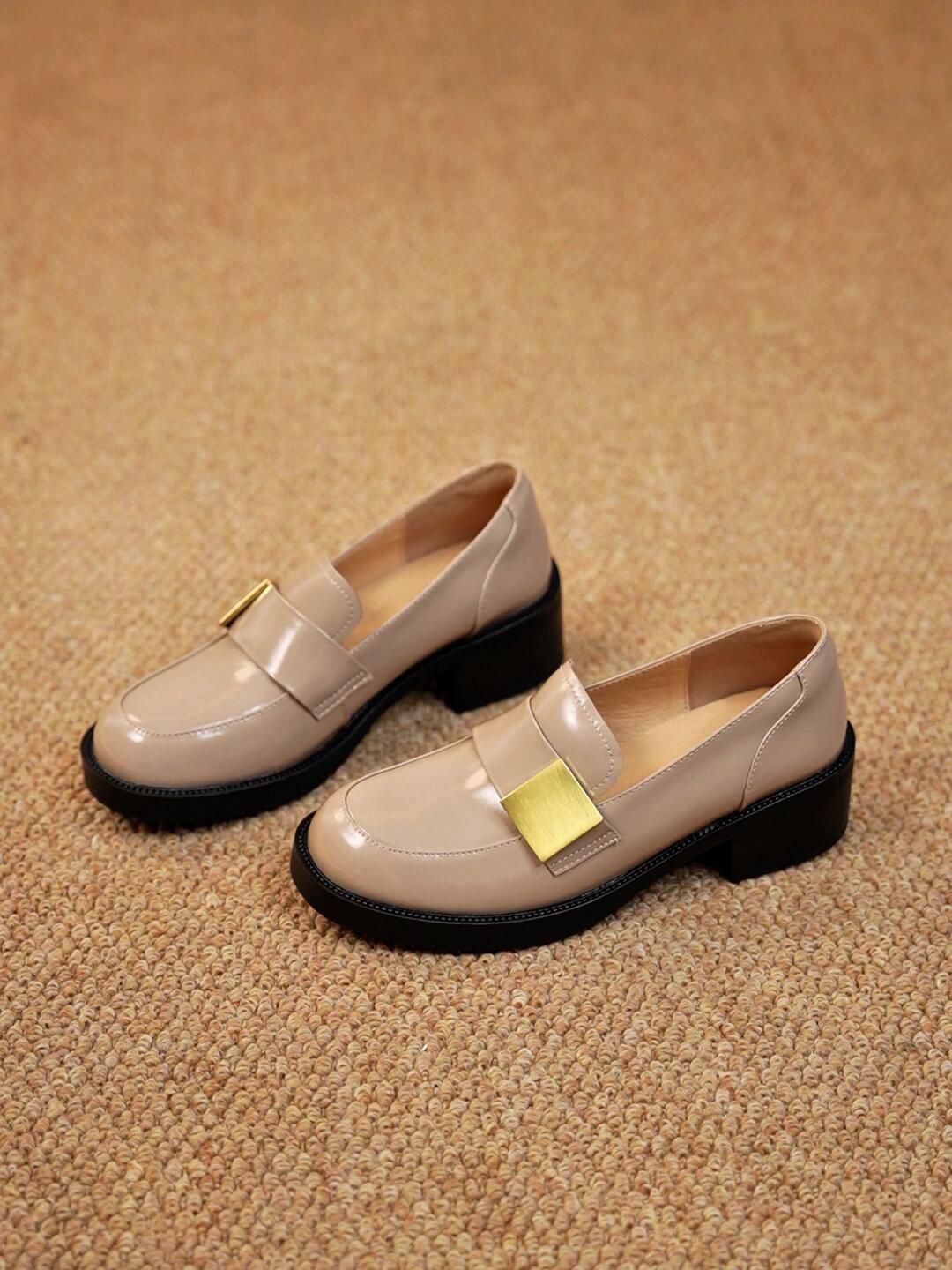 圆头 低帮 中口鞋 皮革  - VALI鞋履AI设计主图