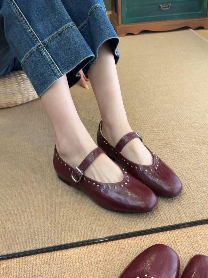 圆头 袢扣 中口鞋 皮革 