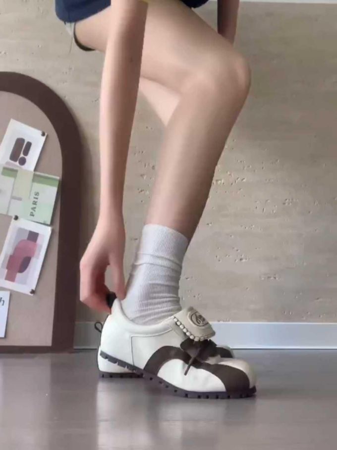 低帮 系带 魔术贴 皮革 