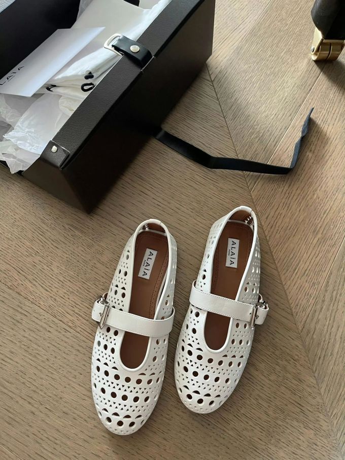 圆头 袢扣 中口鞋 皮革 