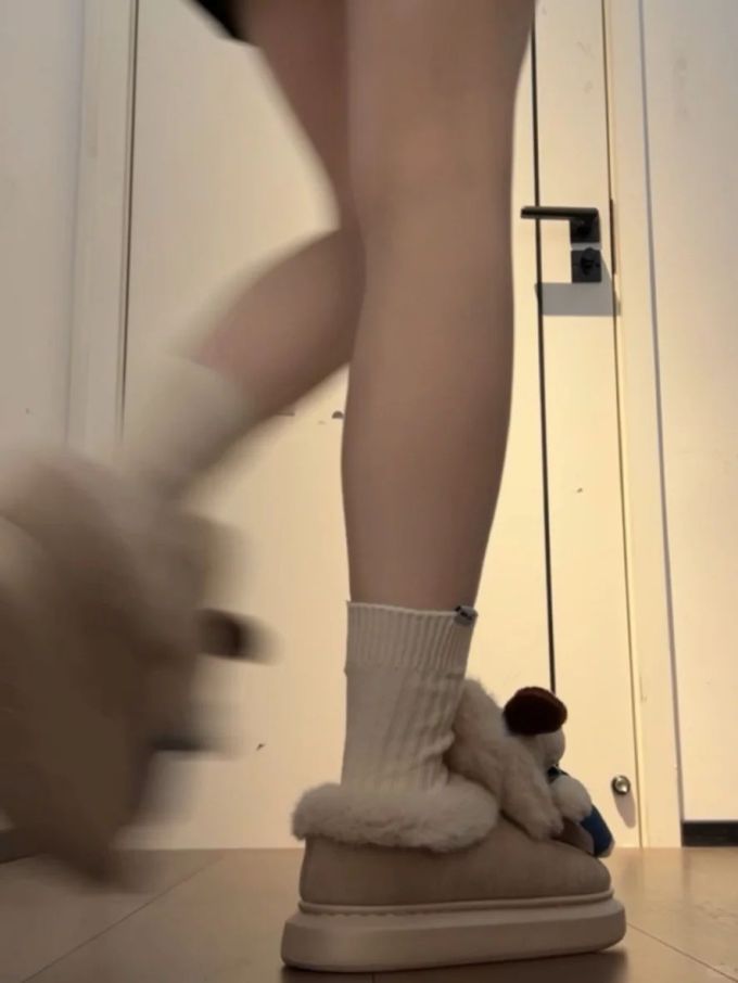 皮革 
