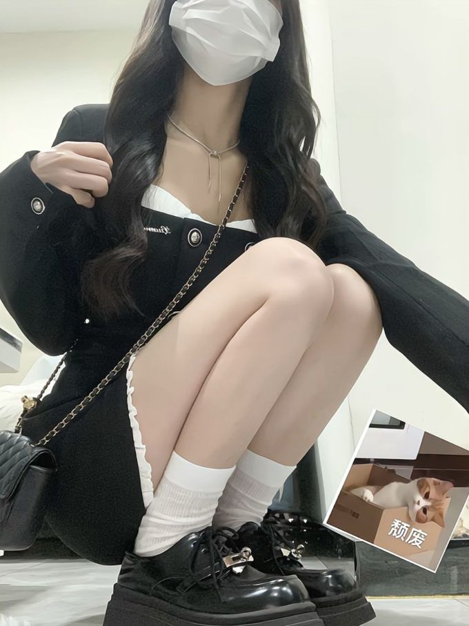 拼接 酱黑色 